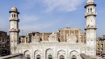MAHABAT-KHAN-MOSQUE-1 (1)