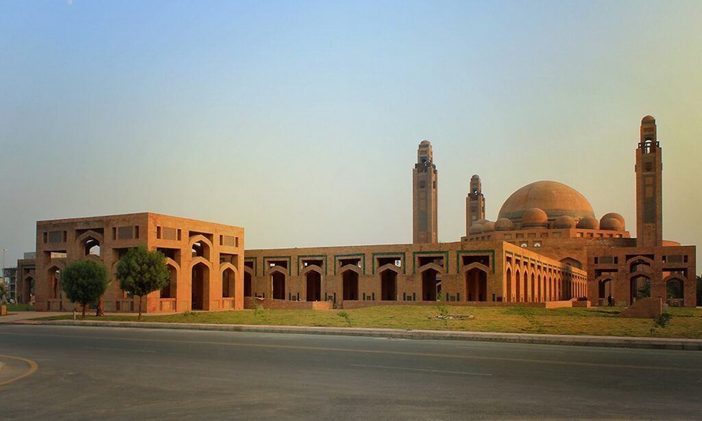 THE-GRAND-MOSQUE-JAMIA-1-1024×614