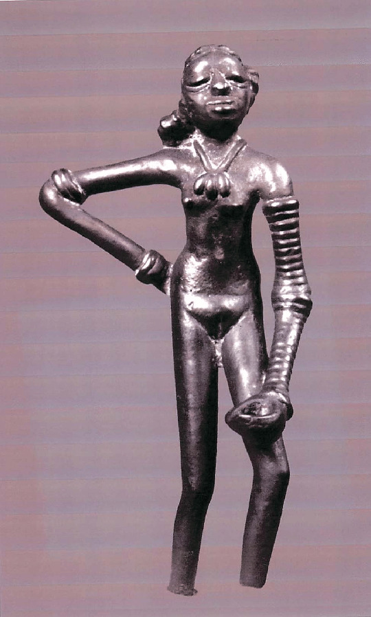 moen-jo-daro-dancing-girl